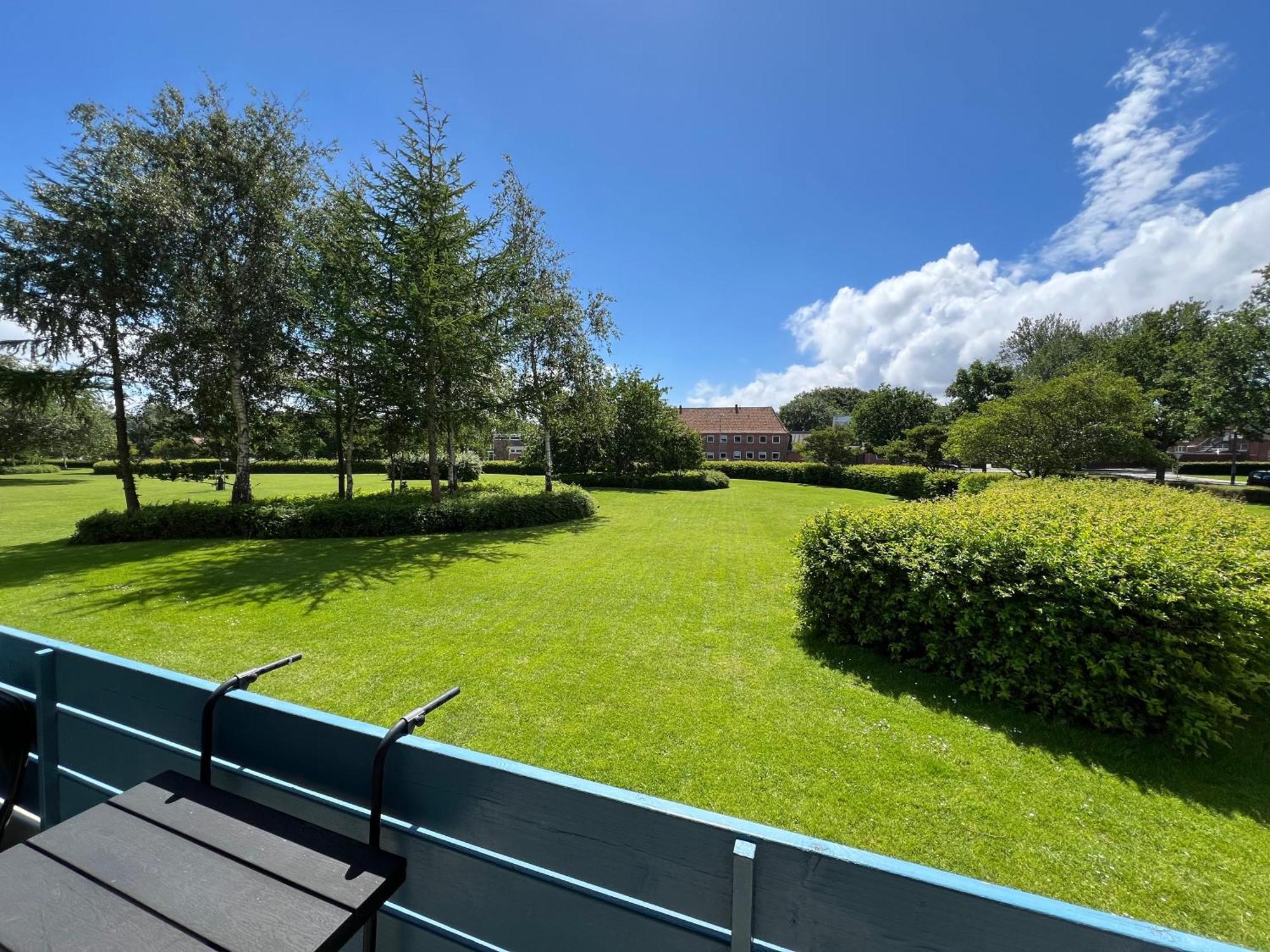 Nyrenoveret Lejlighed Med Balkon Og Parkering Esbjerg Luaran gambar